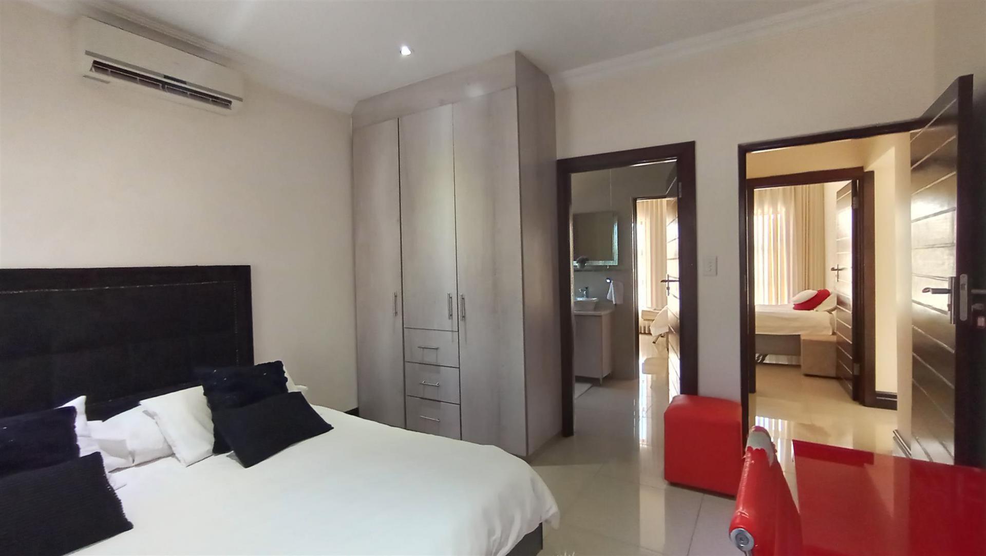 Bed Room 2 - 19 square meters of property in Montana Tuine