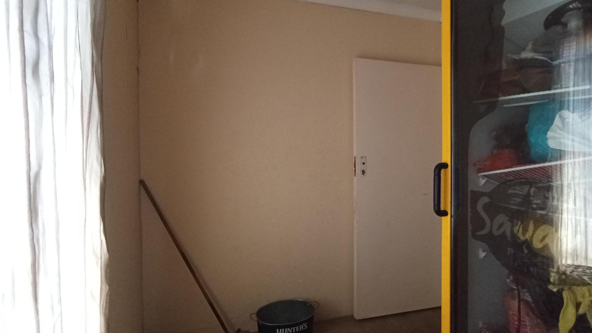 Bed Room 2 - 8 square meters of property in Mahube Valley