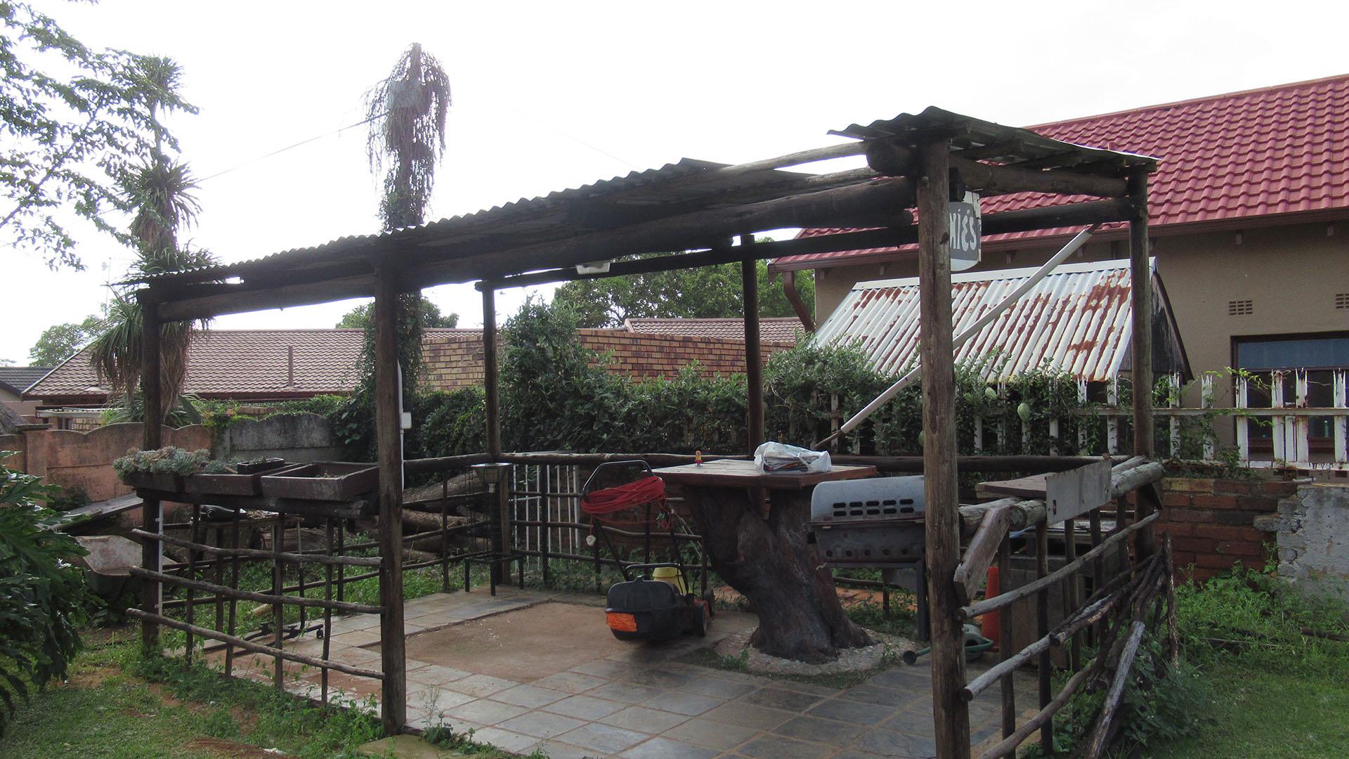 Sales Board of property in Fleurhof