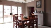 Dining Room - 18 square meters of property in Fleurhof