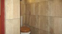 Bathroom 2 - 5 square meters of property in Fleurhof
