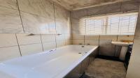 Bathroom 1 of property in Polokwane