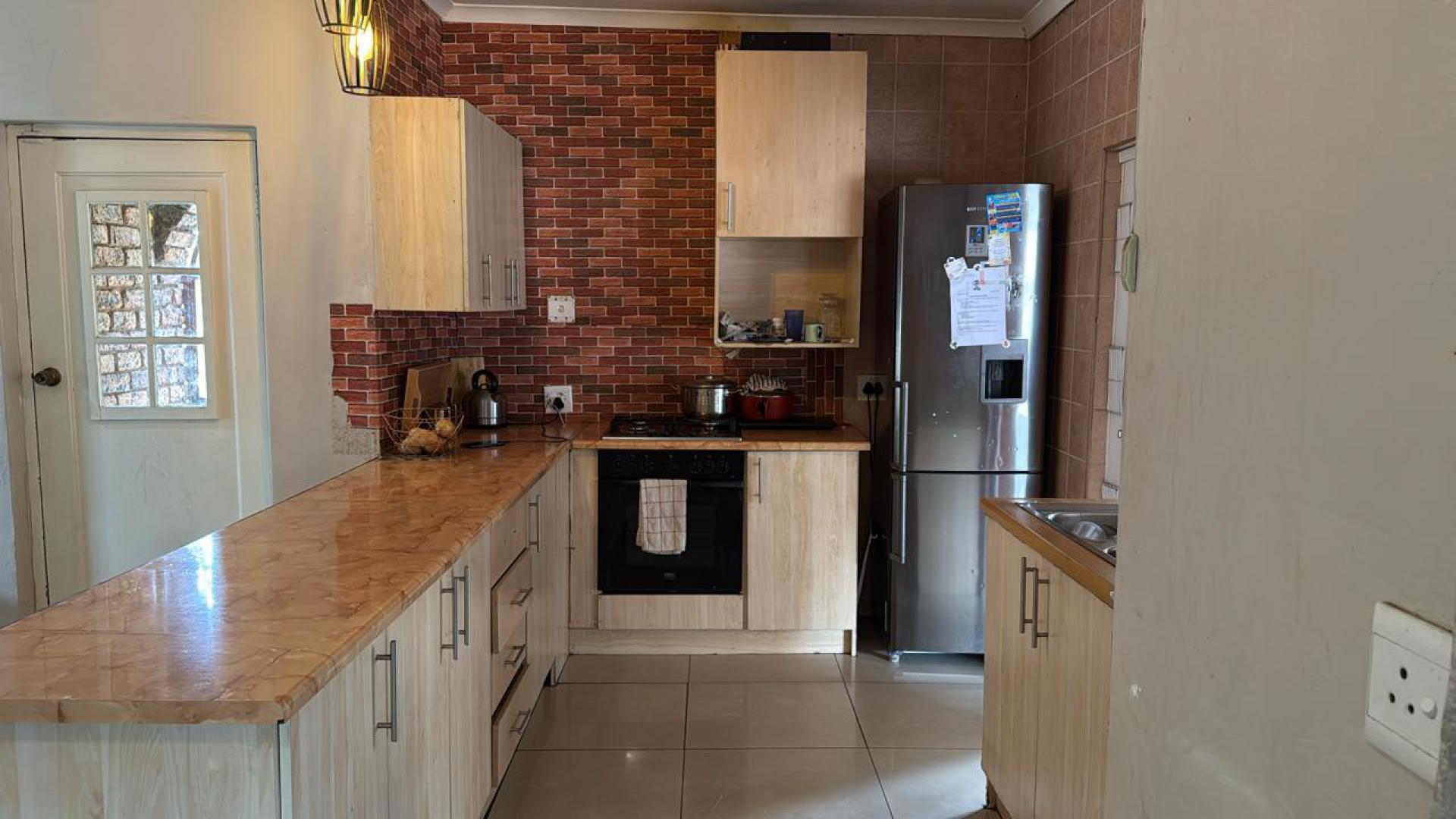 Kitchen of property in The Reeds