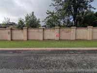 Front View of property in Brackenhurst
