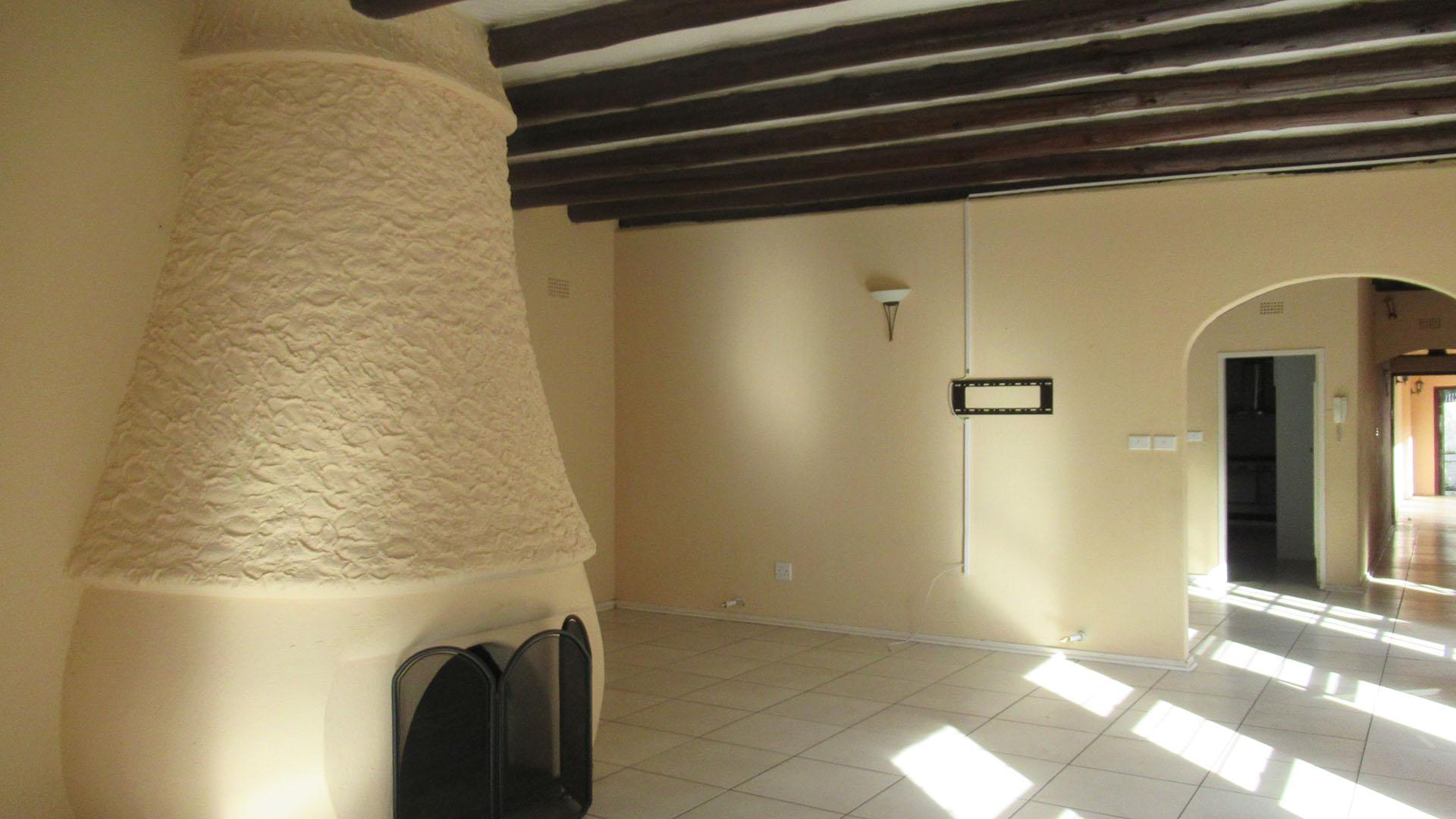 Lounges - 56 square meters of property in Bryanston