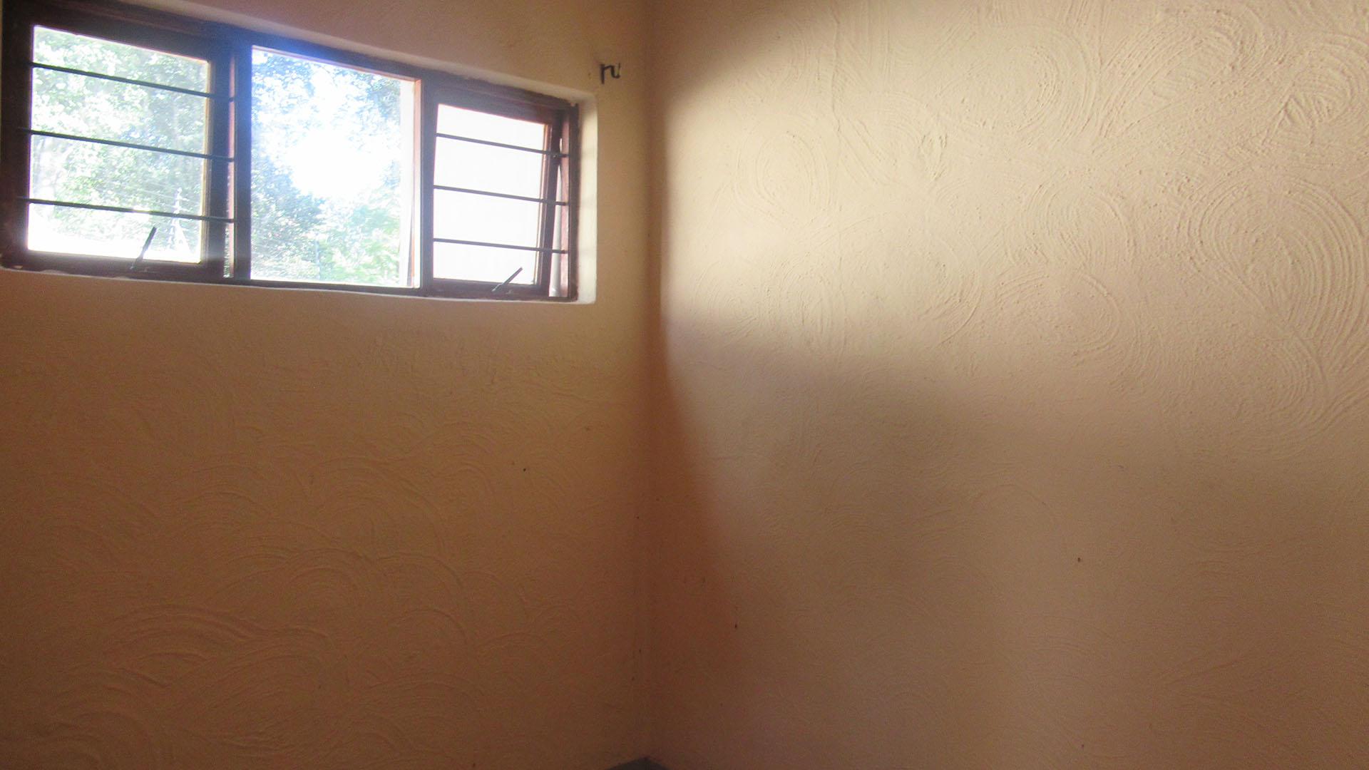 Bed Room 5+ - 15 square meters of property in Bryanston