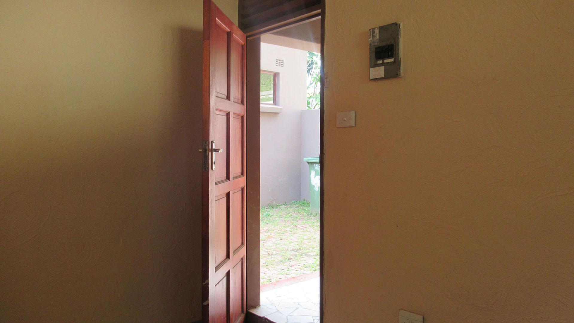 Bed Room 5+ - 15 square meters of property in Bryanston