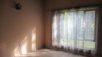 Bed Room 2 - 12 square meters of property in Bryanston