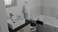 Main Bathroom - 5 square meters of property in Marina Martinique