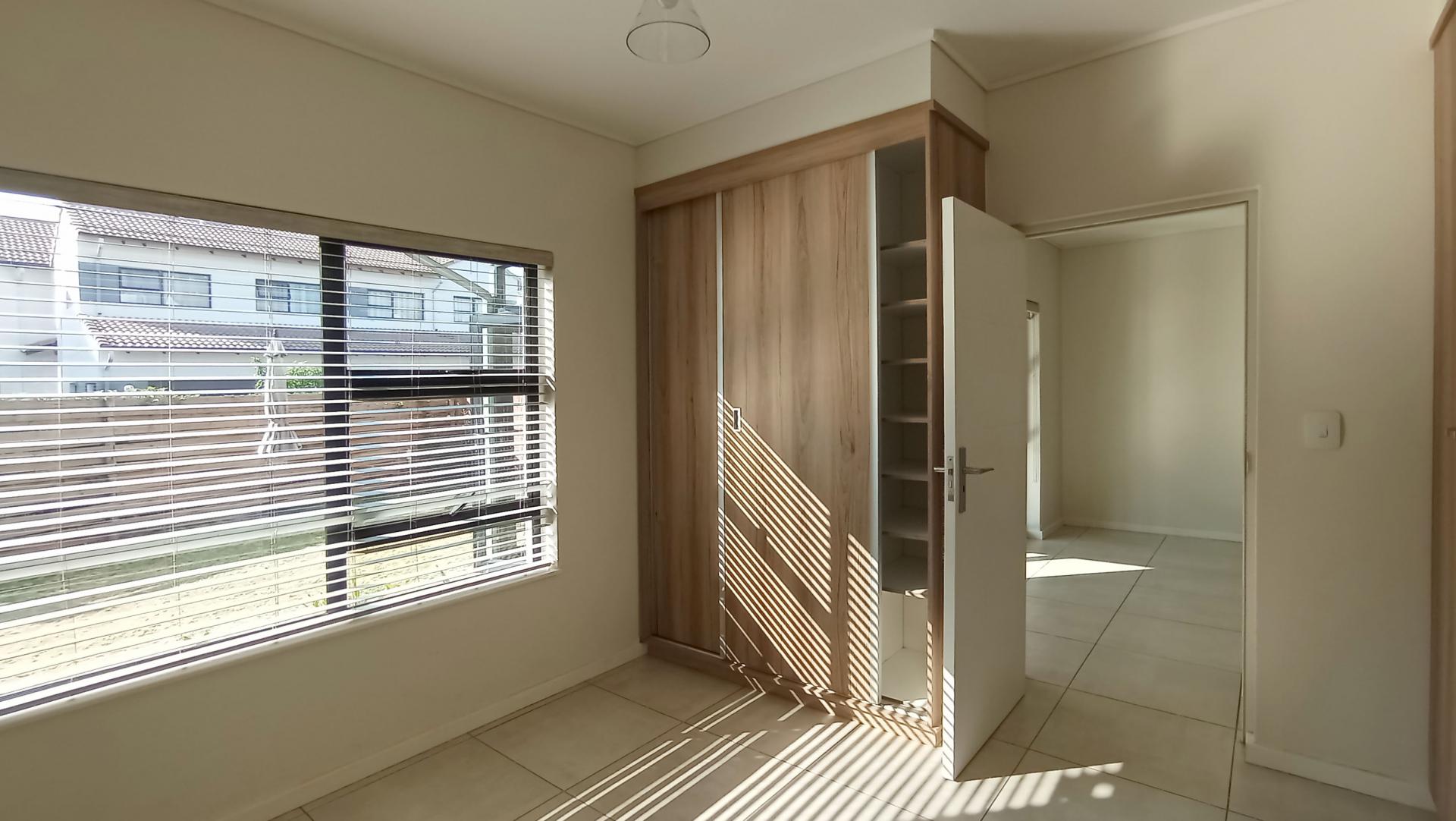 Bed Room 1 - 13 square meters of property in Sharonlea