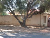 Front View of property in Douglasdale