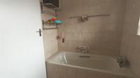 Bathroom 1 - 5 square meters of property in Farrarmere