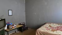 Main Bedroom - 14 square meters of property in Vosloorus Ext 31