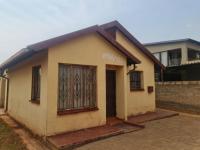 2 Bedroom 1 Bathroom House for Sale for sale in Protea Glen