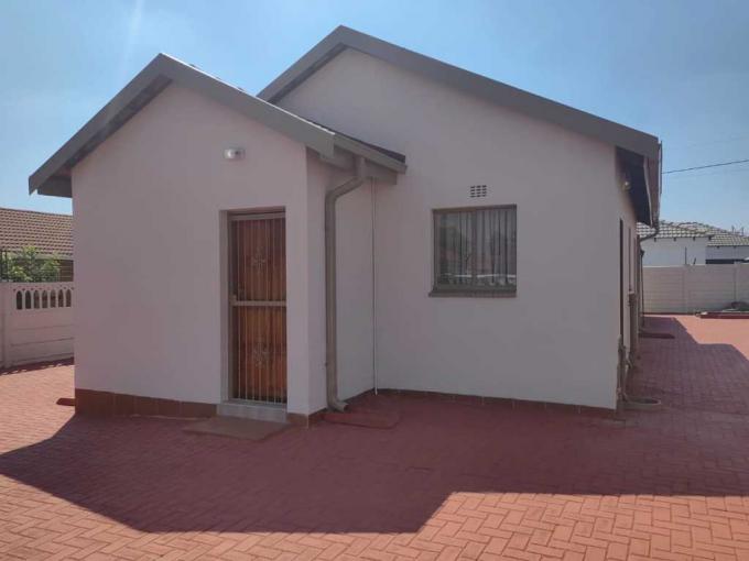 3 Bedroom House for Sale For Sale in Seshego-E - MR595254
