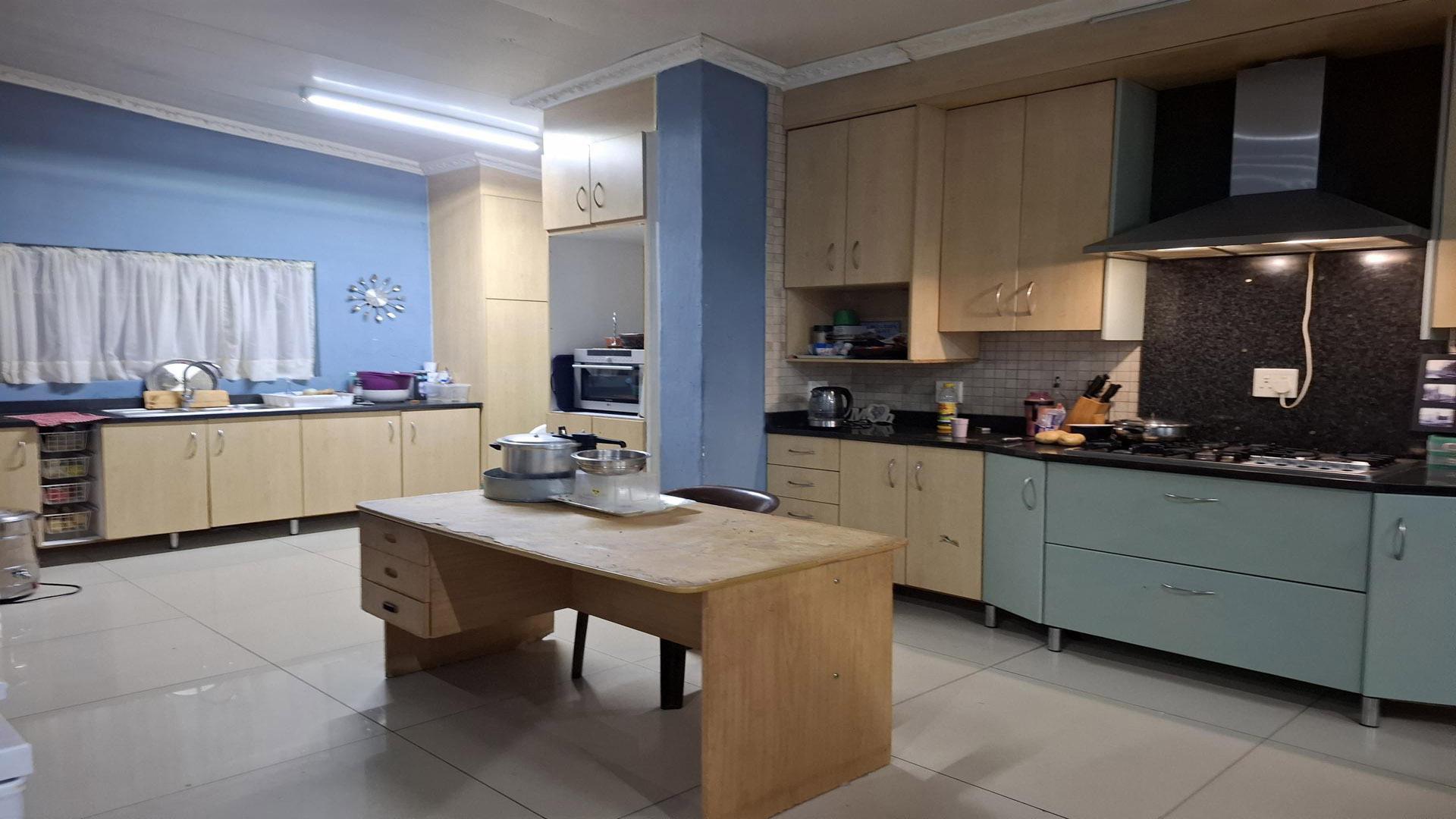 Kitchen - 39 square meters of property in Sonland Park