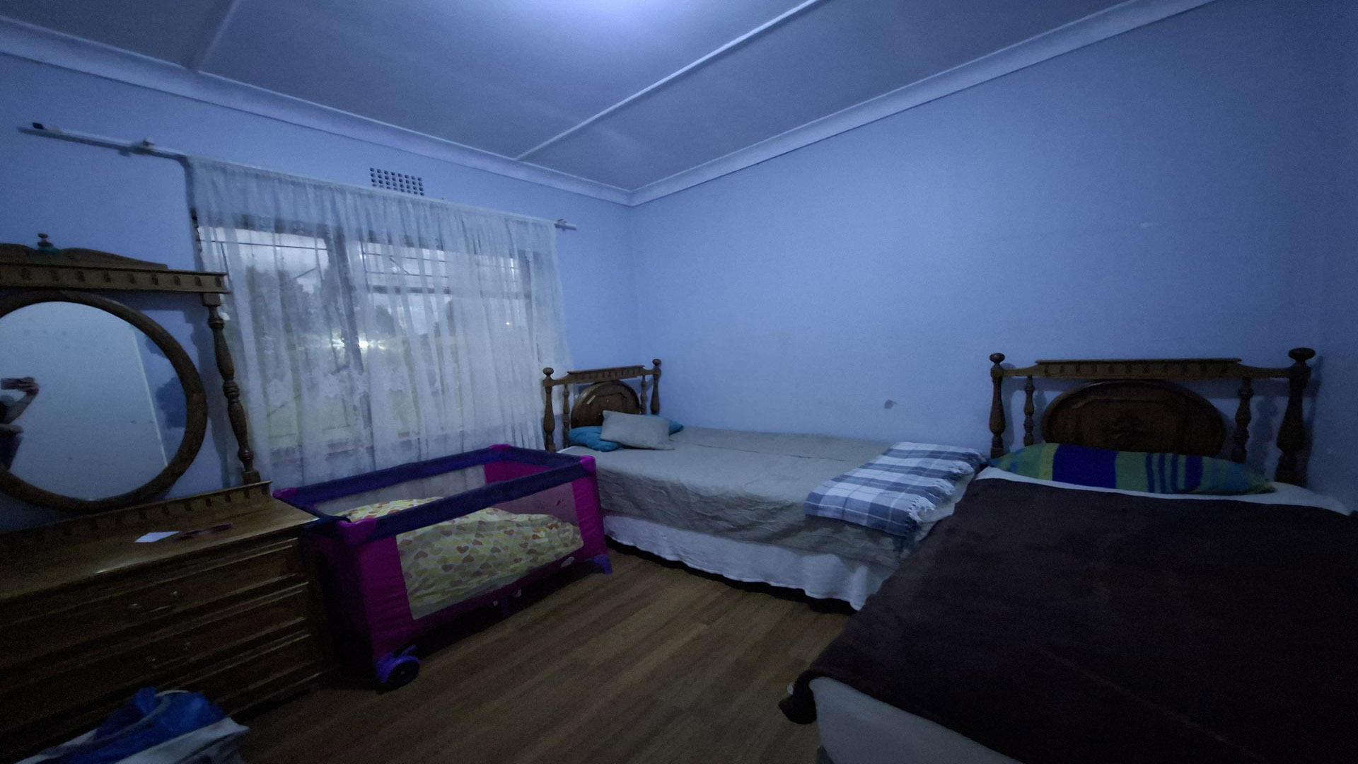 Bed Room 5+ of property in Sonland Park