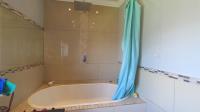 Bathroom 1 - 6 square meters of property in Sonland Park