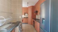 Kitchen - 14 square meters of property in Rua Vista