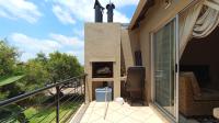 Balcony - 6 square meters of property in Northgate (JHB)