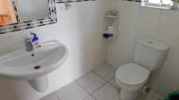 Bathroom 2 - 6 square meters of property in Margate