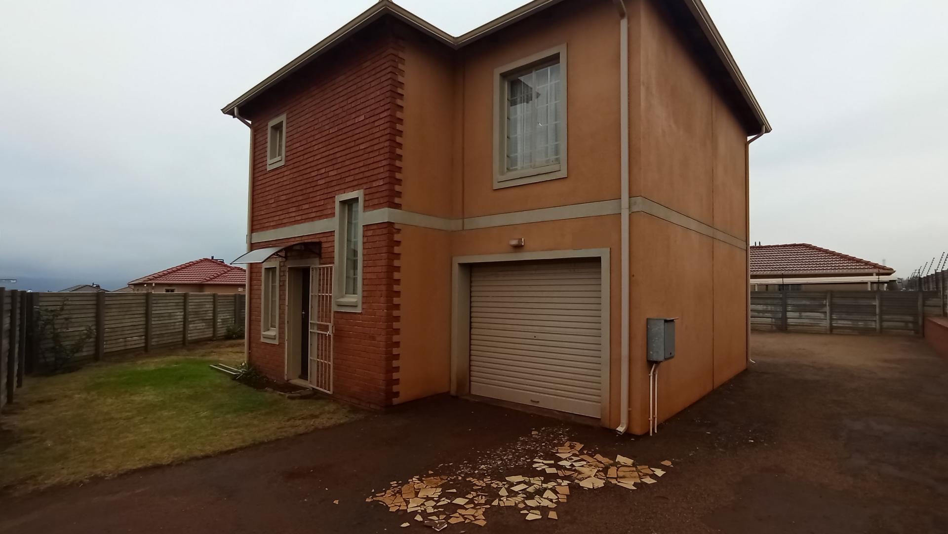 Front View of property in Sky City