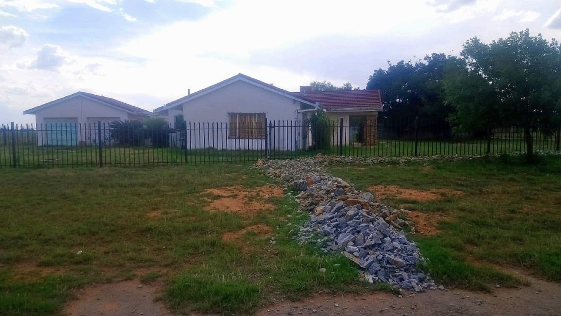 FNB Quick Sell 4 Bedroom House for Sale in Allanridge MR59