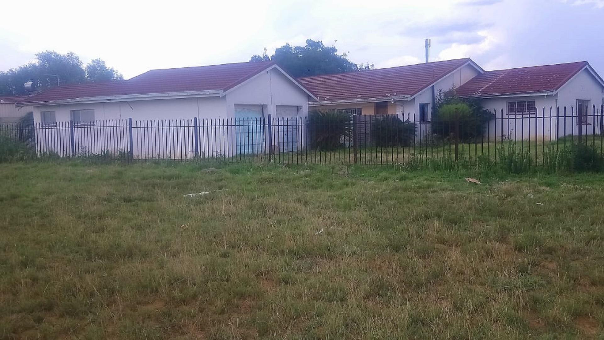 FNB Quick Sell 4 Bedroom House for Sale in Allanridge MR59