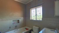 Bathroom 1 - 7 square meters of property in Birchleigh