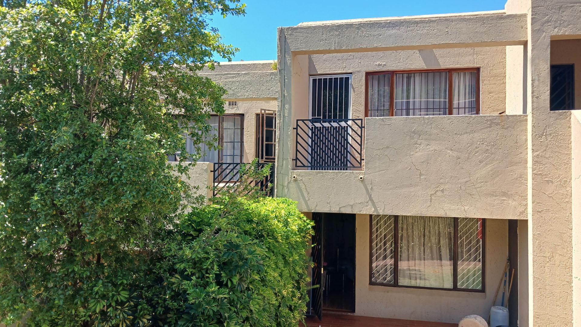 Front View of property in Bruma