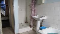 Bathroom 1 - 9 square meters of property in Haddon