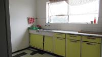 Kitchen - 13 square meters of property in Haddon
