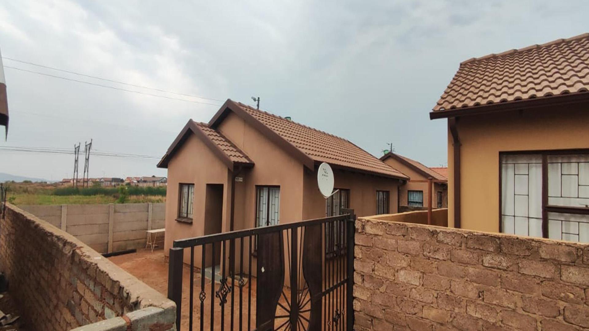 Front View of property in Soshanguve East