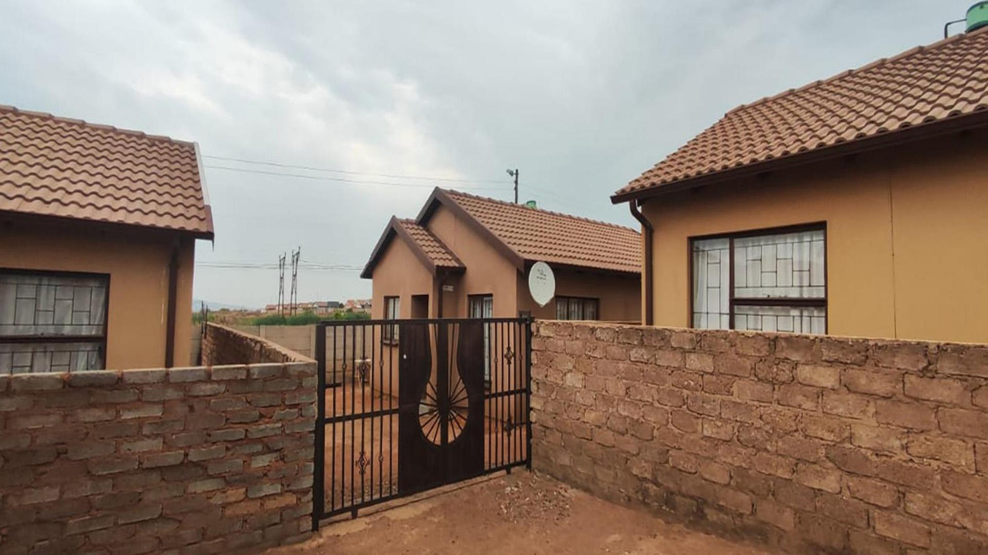 Front View of property in Soshanguve East