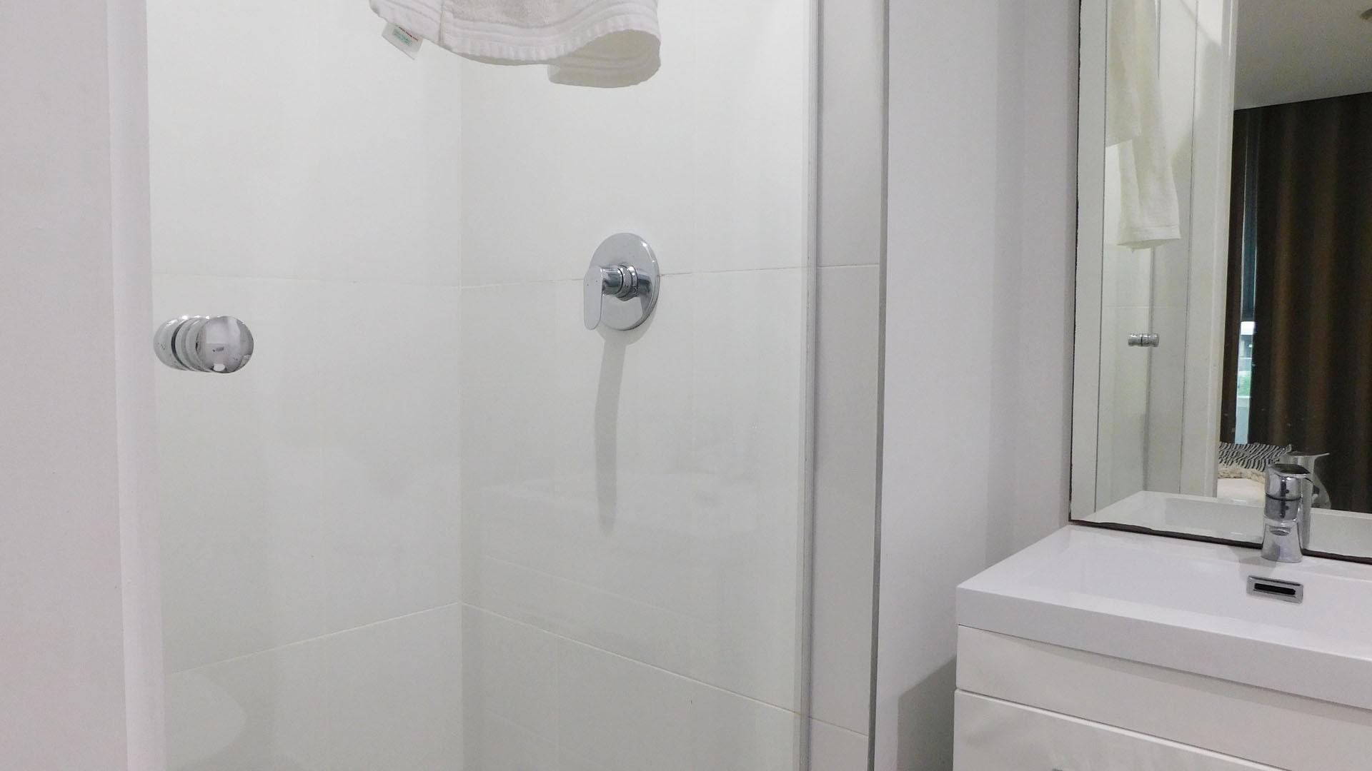 Main Bathroom - 4 square meters of property in Hillhead