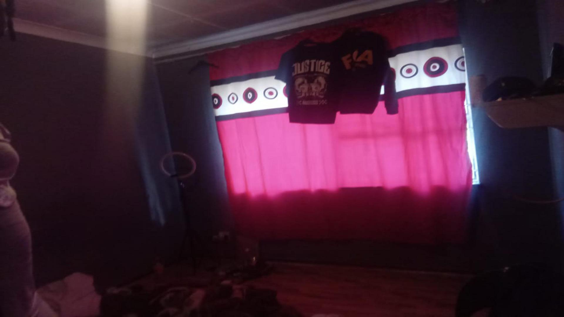 Bed Room 1 of property in King Williams Town