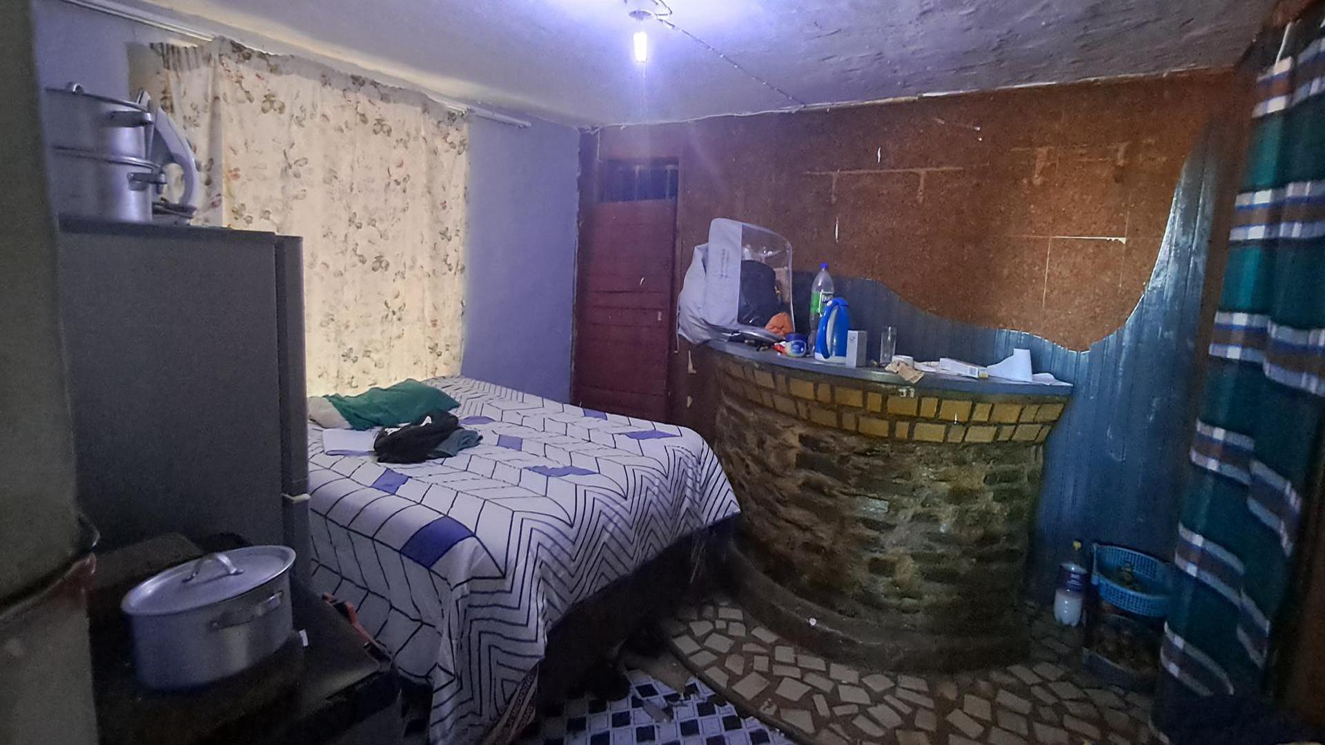 Bed Room 5+ of property in King Williams Town