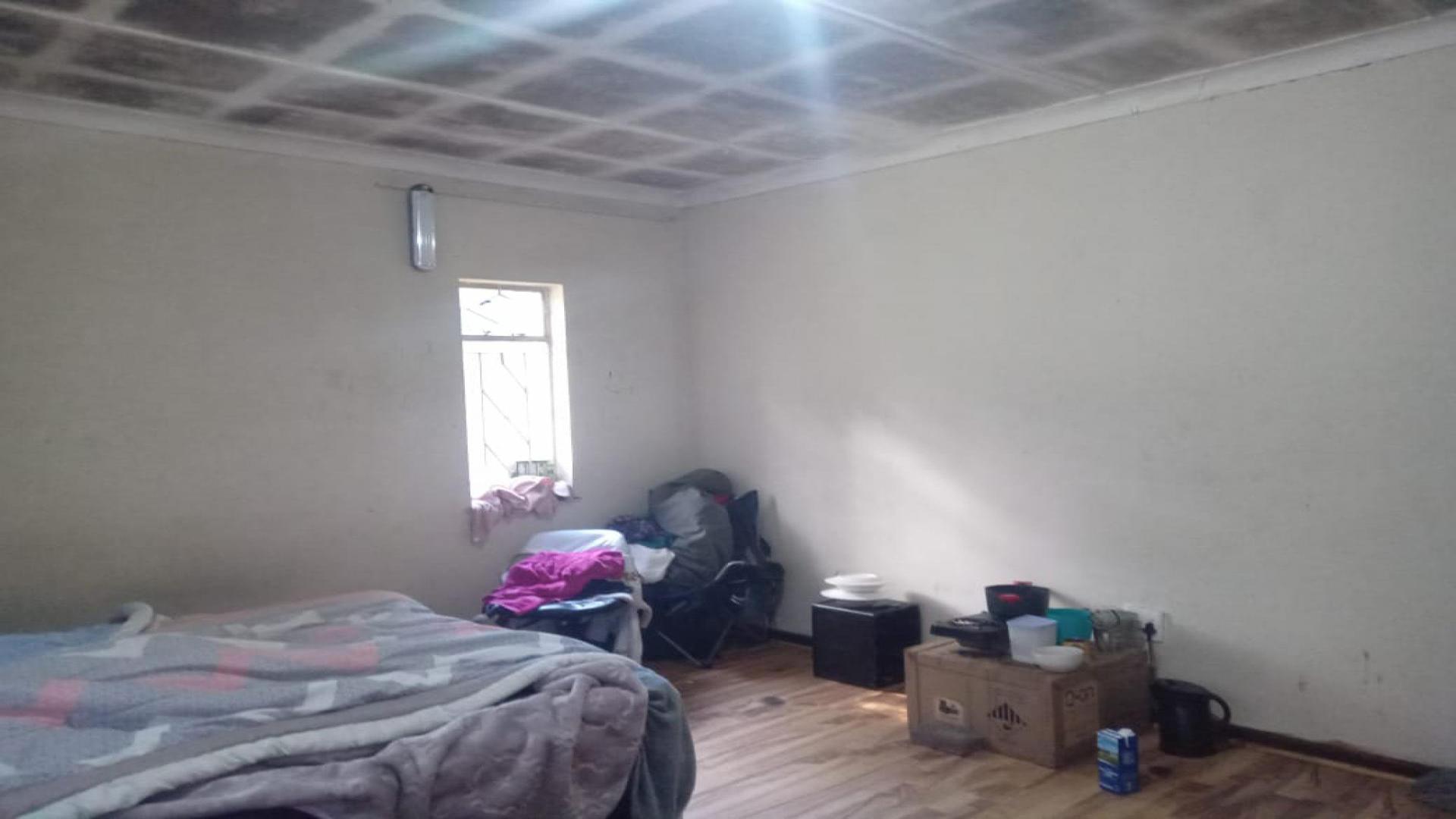 Bed Room 2 of property in King Williams Town