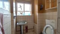 Bathroom 1 - 5 square meters of property in Sunnyside