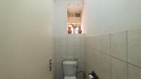 Bathroom 1 - 11 square meters of property in Vanderbijlpark