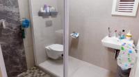 Main Bathroom - 5 square meters of property in Umhlanga Ridge