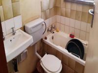 Main Bathroom of property in Ga-Rankuwa Unit 17