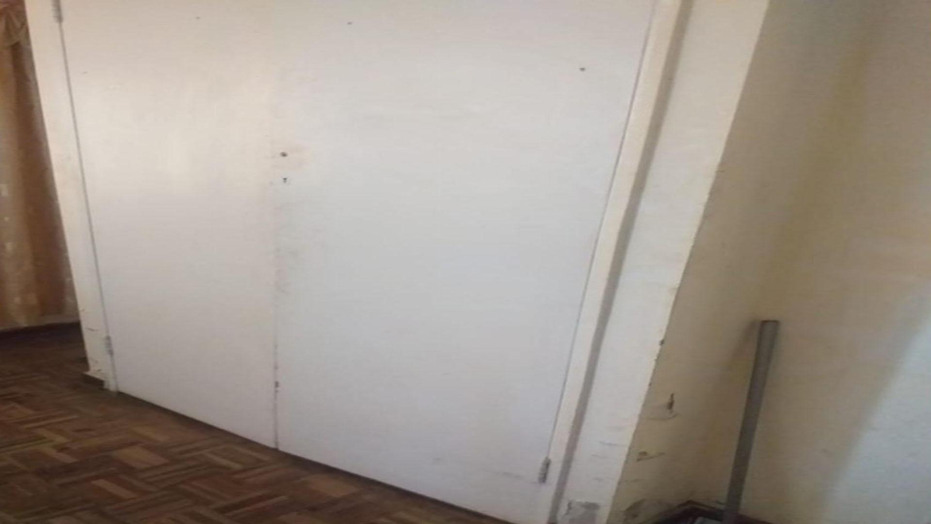 Bed Room 1 of property in Grootvlei