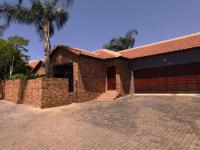 3 Bedroom 2 Bathroom Simplex for Sale for sale in Amberfield