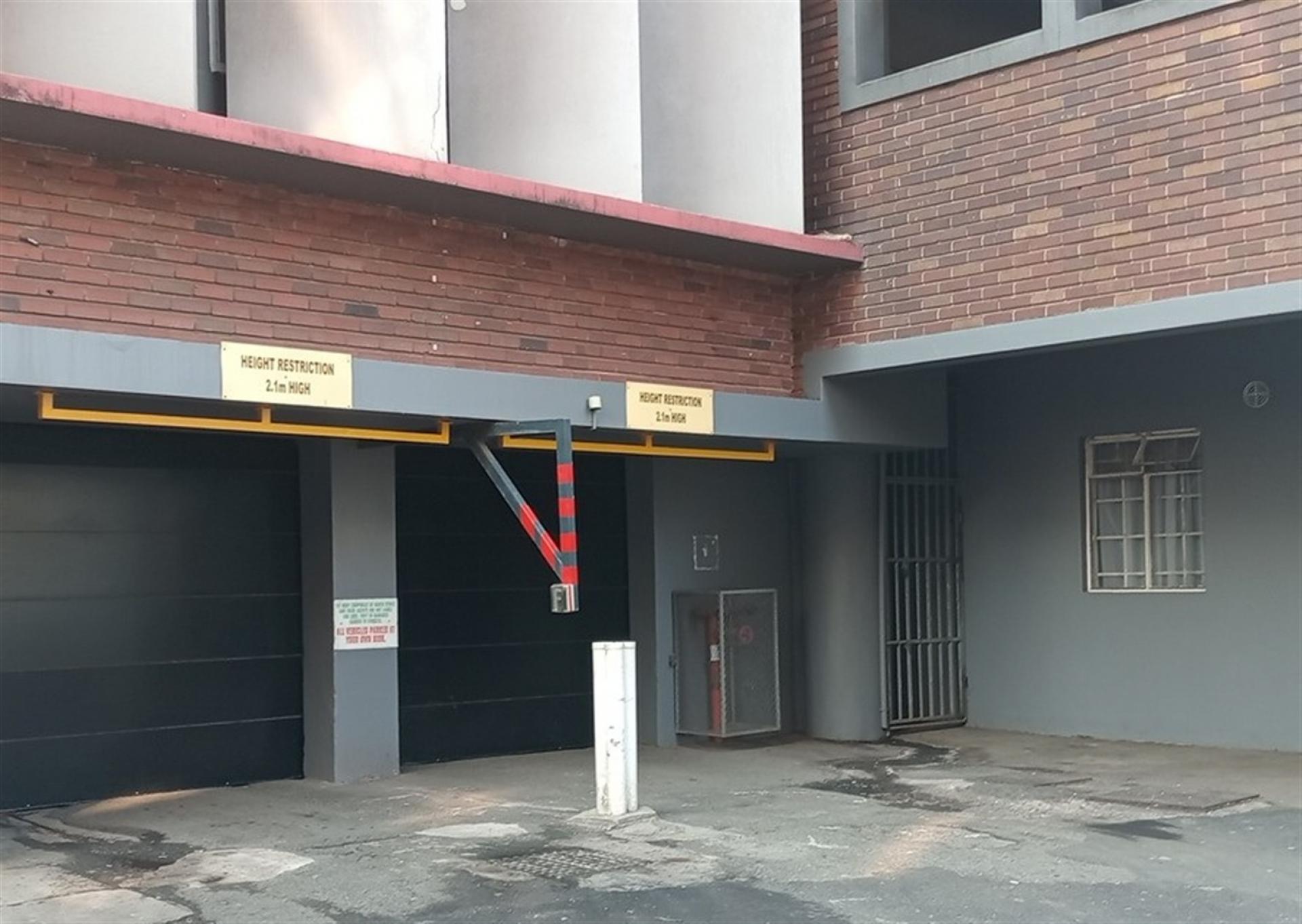 Front View of property in Durban Central