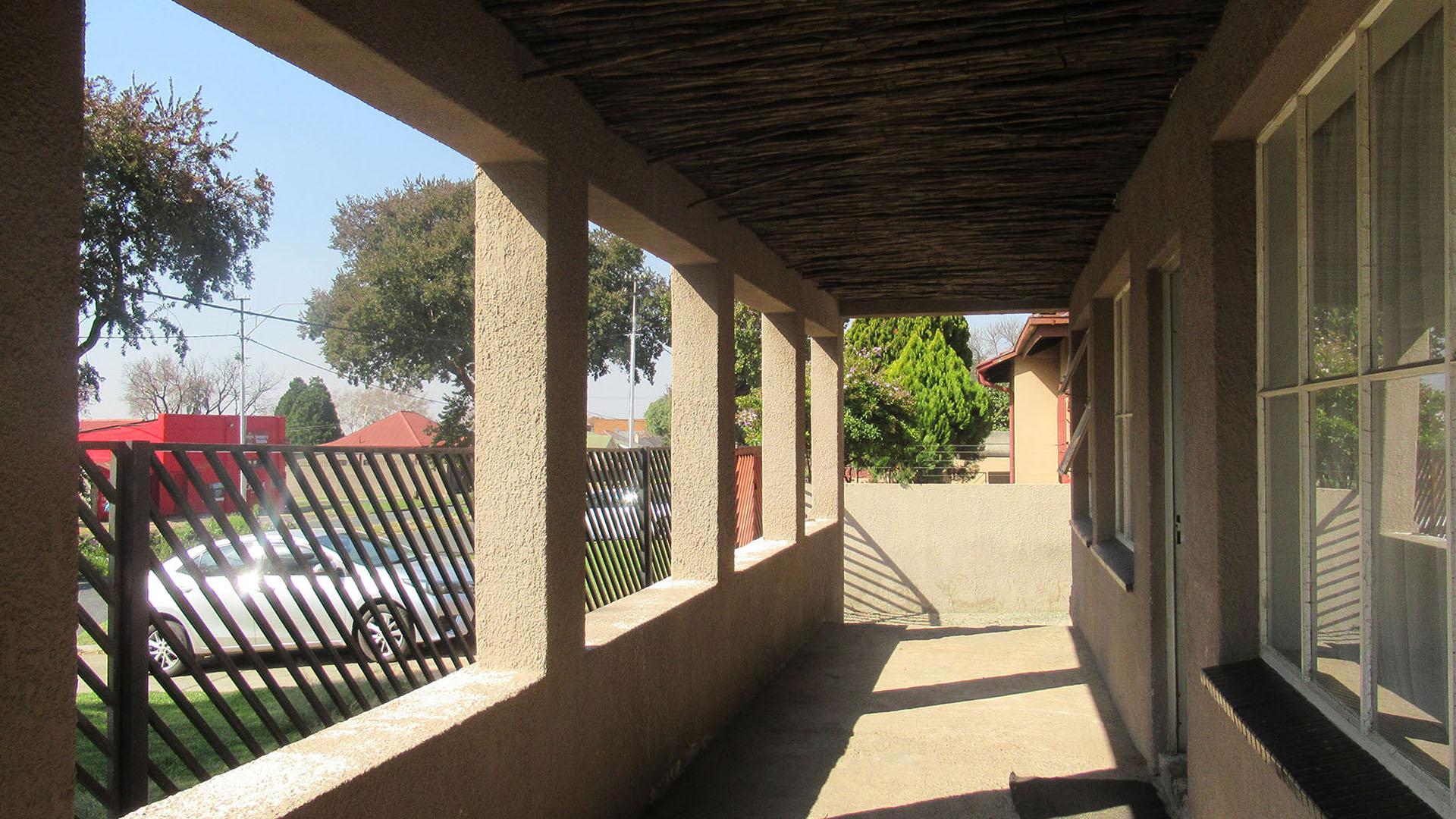 Patio - 21 square meters of property in Kenilworth - JHB