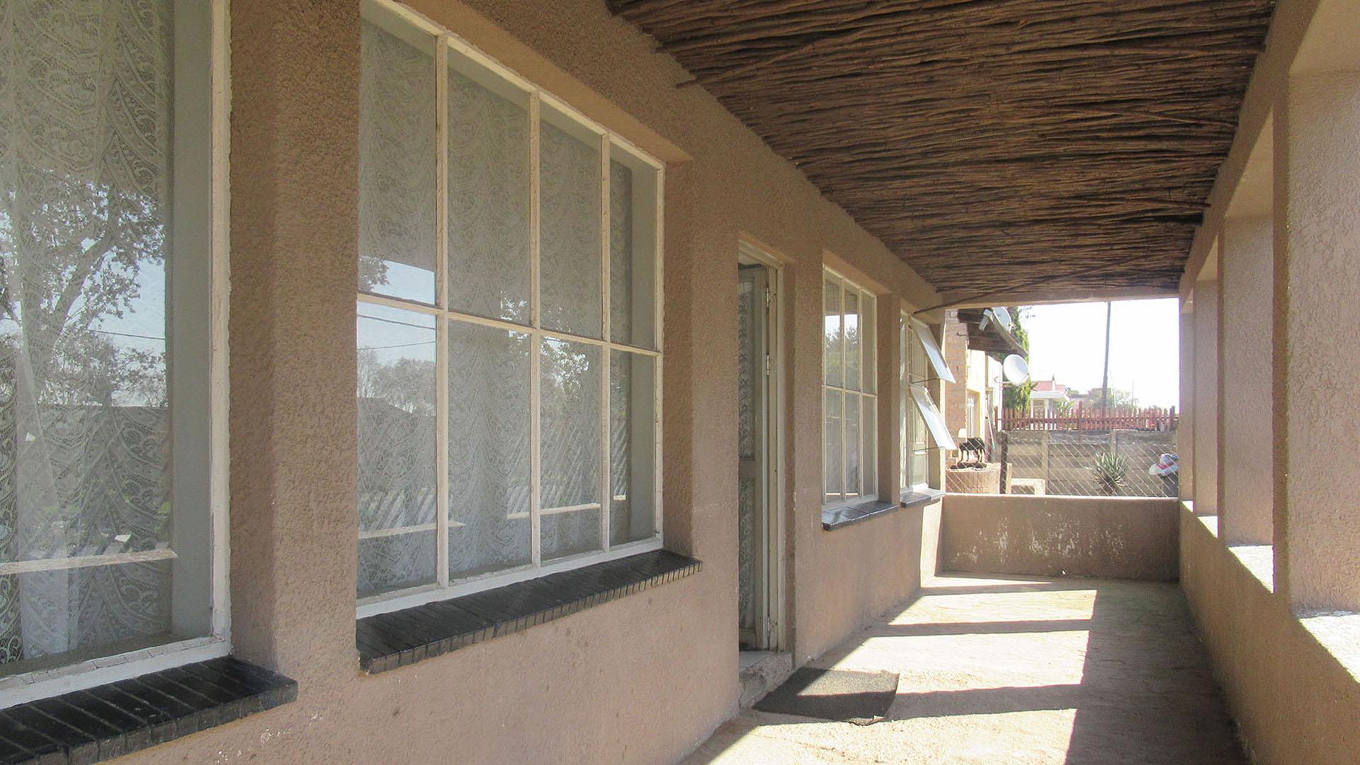 Patio - 21 square meters of property in Kenilworth - JHB