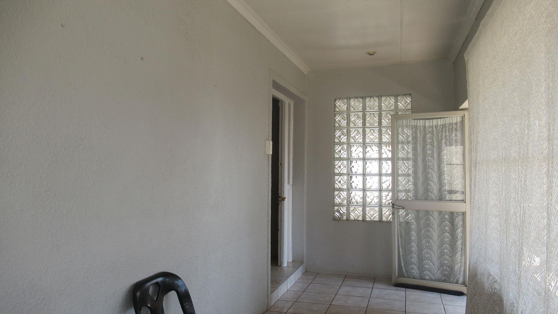 Spaces - 31 square meters of property in Kenilworth - JHB