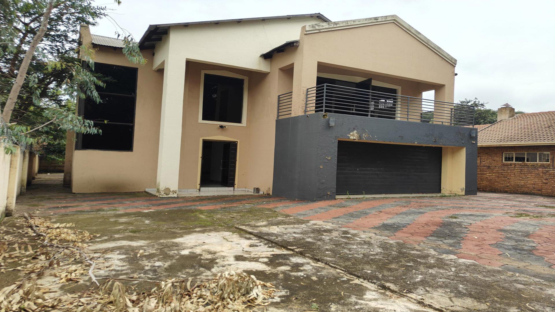 Front View of property in Rayton