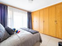 Bed Room 1 of property in Winchester Hills